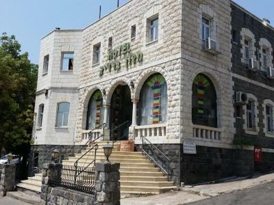 Bergik Hotel Tiberias Exterior photo